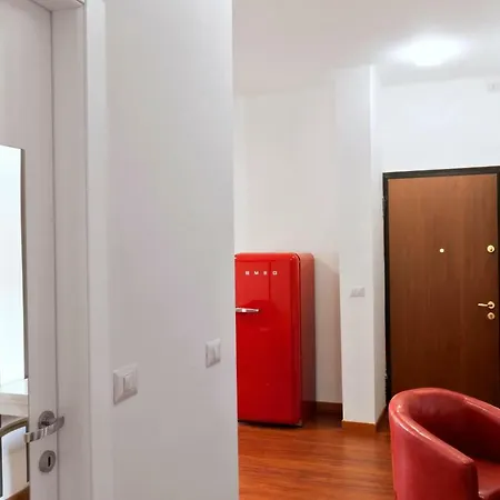 Bright House In Apartment Mailand