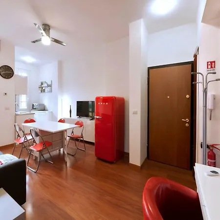 Apartment Bright House In Mailand