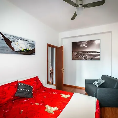 Apartamento Bright House In *