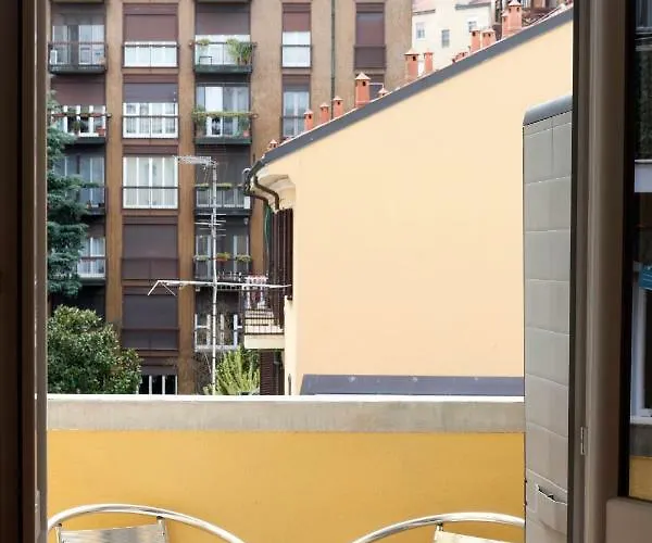 Bright House In Apartamento Milán